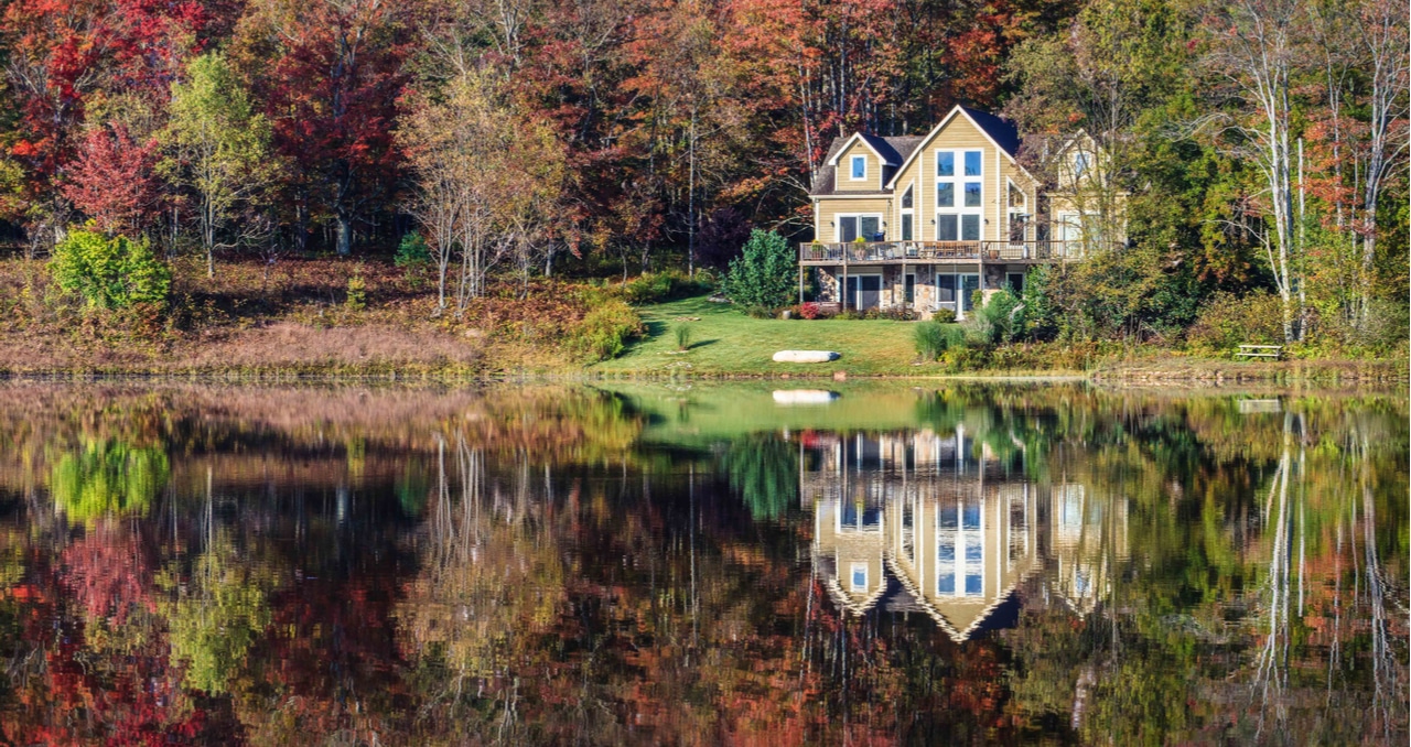 Large West Virginia home on a lake